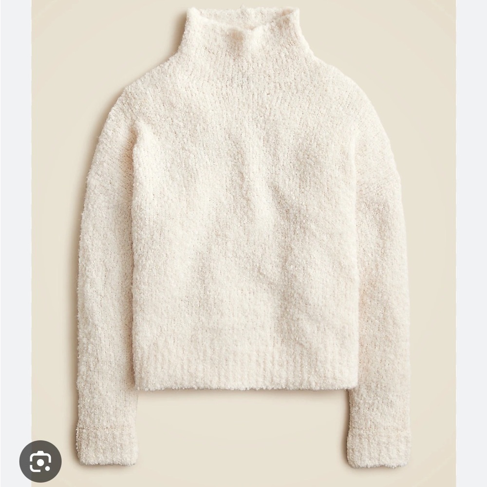 J. Crew Cream Cozy Turtleneck Sweater in bouclé yarn. Style CE691 Size S